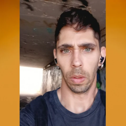 Gustavo, ganador de 18.000 euros en 'Cuerpos especiales' Gustavo, ganador de 18.000 euros en 'Cuerpos especiales'