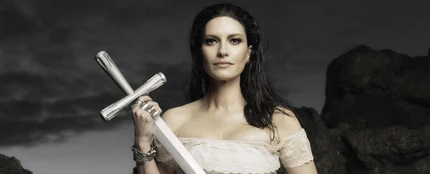 Laura Pausini en la portada de 'YO CANTO 2' Laura Pausini en la portada de 'YO CANTO 2'