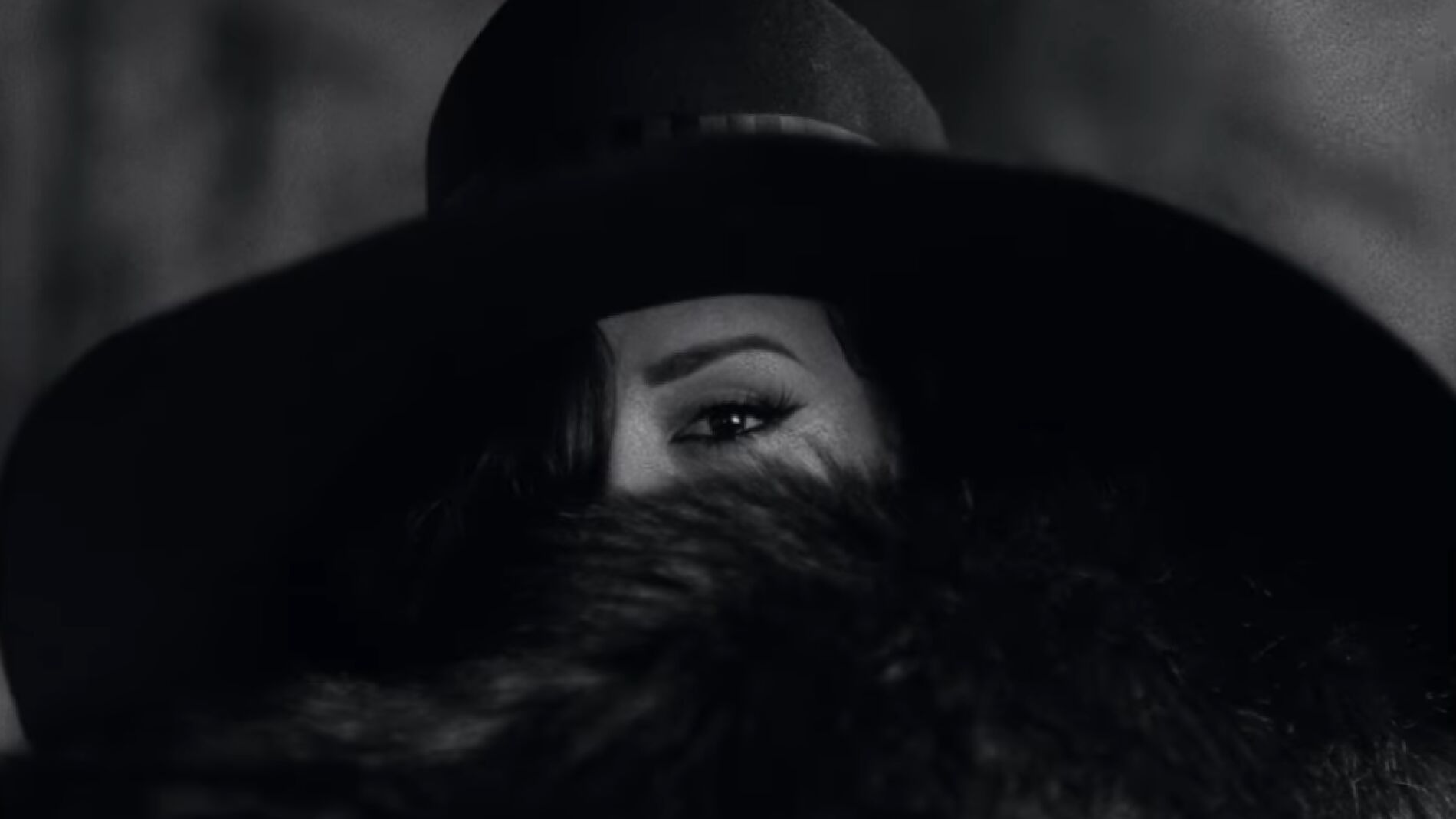 Chanel, en el videoclip de st. Pedro