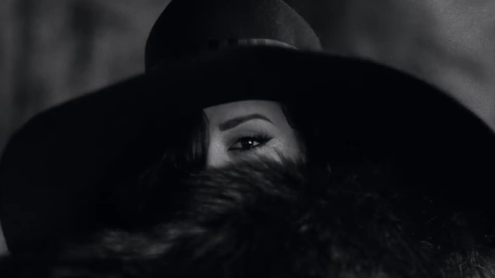 Chanel, en el videoclip de st. Pedro Chanel, en el videoclip de st. Pedro