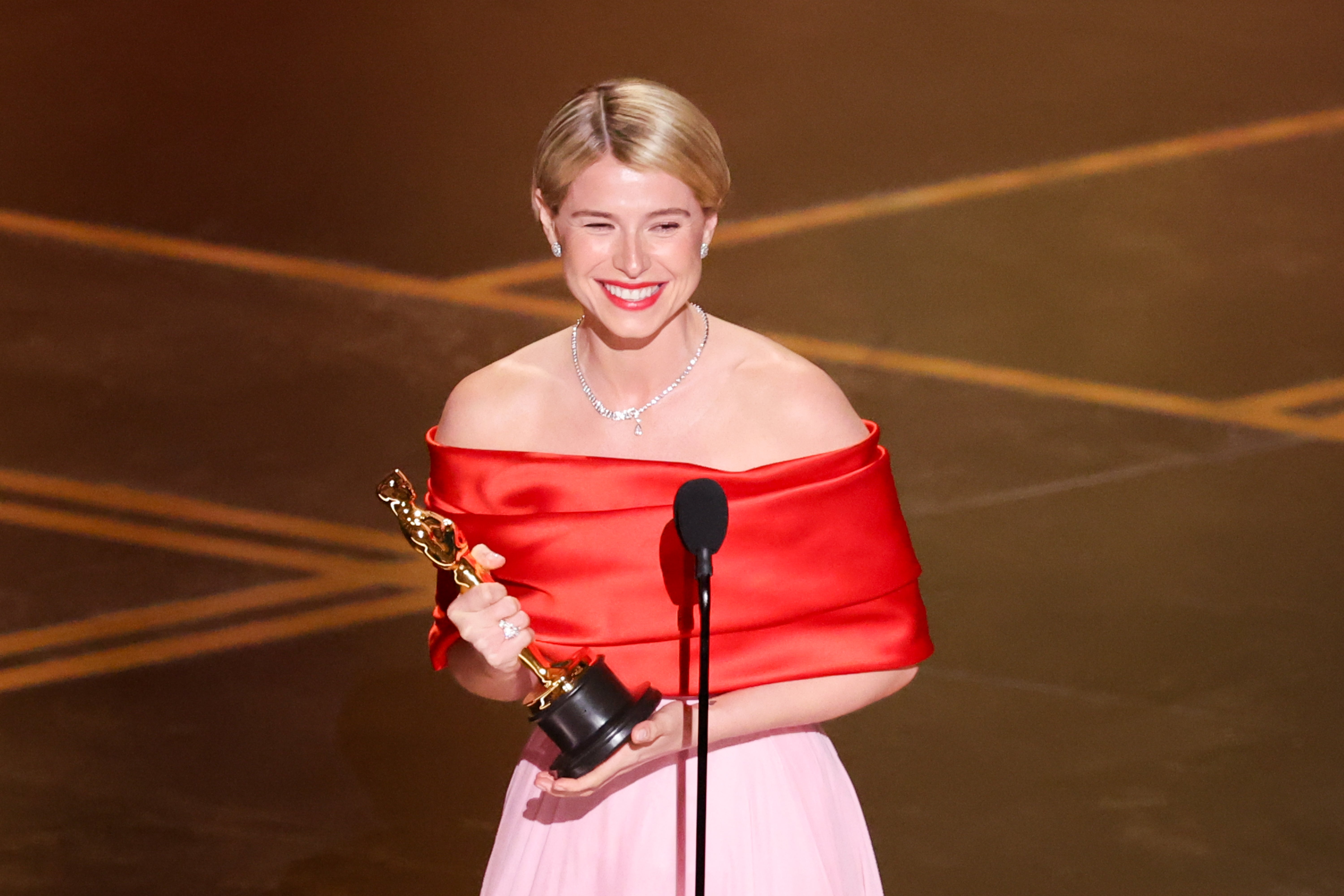 Jessie Buckley, la actriz de 'Hamnet' que ha ganado el Oscar Jessie Buckley, la actriz de 'Hamnet' que ha ganado el Oscar