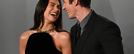 Dua Lipa y Callum Turner en la fiesta Vanity Fair de los Premios Oscar 2026 Dua Lipa y Callum Turner en la fiesta Vanity Fair de los Premios Oscar 2026