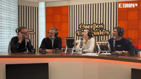 Ricardo Ruiperez y Carlos Tarque en 'Cuerpos especiales' Ricardo Ruiperez y Carlos Tarque en 'Cuerpos especiales'