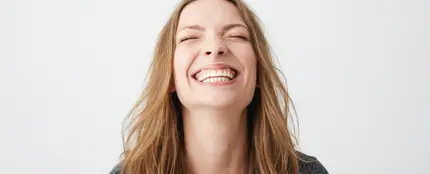 Mujer sonriendo Mujer sonriendo