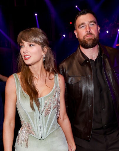 Taylor Swift y Travis Kelce en los iHeartRadio Music Award 2026