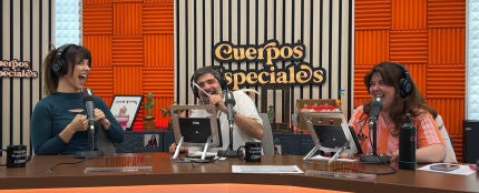 Nikki Garc&iacute;a con Nacho Garc&iacute;a y Lalachus en Cuerpos especiales