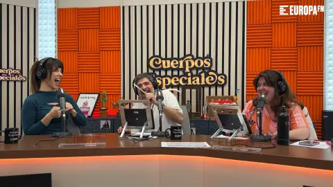 Nikki García con Nacho García y Lalachus en Cuerpos especiales Nikki García con Nacho García y Lalachus en Cuerpos especiales