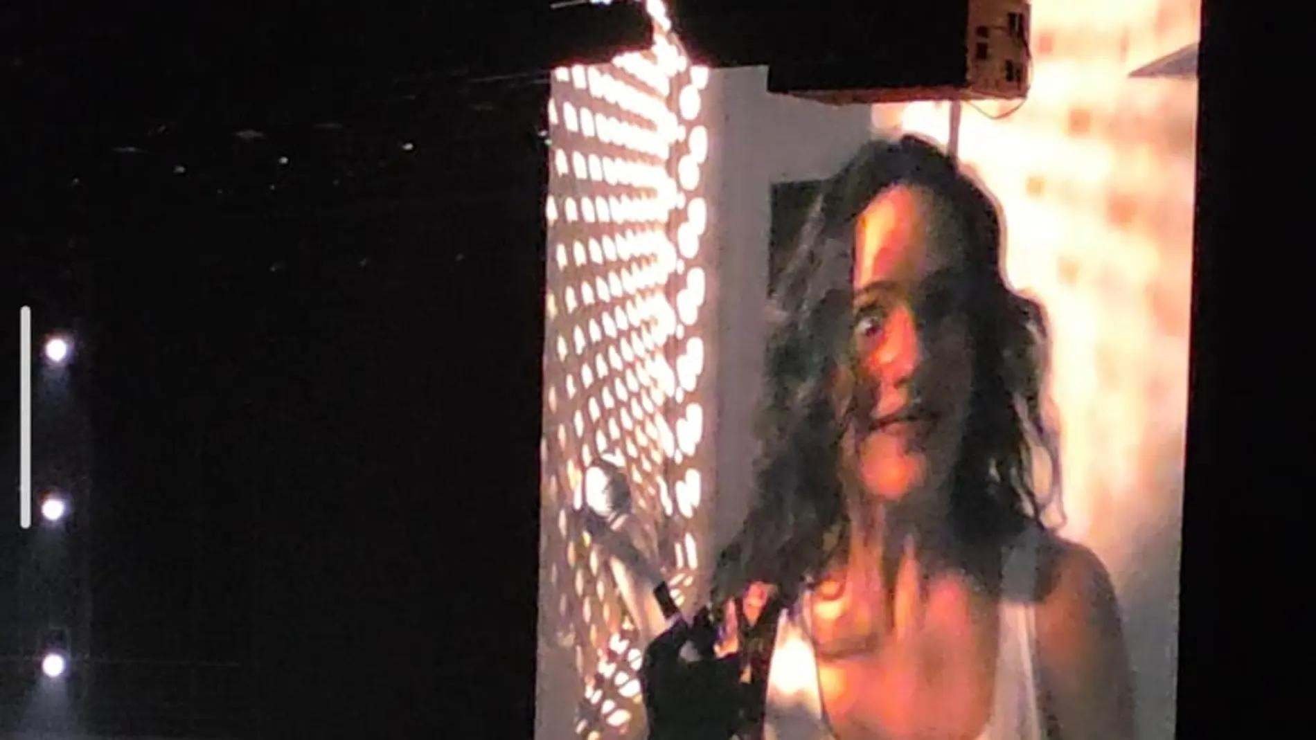 Rosalía en el confesionario de 'La Perla' Rosalía en el confesionario de 'La Perla'