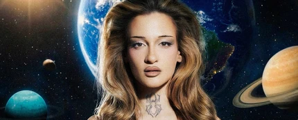 Luna Ki en la portada de su disco 'LUNA' Luna Ki en la portada de su disco 'LUNA'