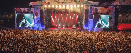 El SanSan Festival de Benicasim, en Castell&oacute;n, es uno de los primeros festivales de m&uacute;sica de la temporada y re&uacute;ne a unas 15.000 personas.