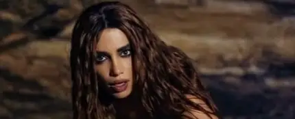 Anitta, en el videoclip de 'Choka Choka'. Anitta, en el videoclip de 'Choka Choka'.