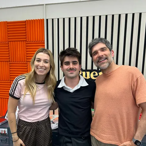 Martin Urrutia con Eva Soriano y Nacho García en 'Cuerpos especiales' Martin Urrutia con Eva Soriano y Nacho García en 'Cuerpos especiales'