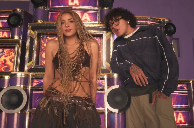 Shakira y Beéle en 'ALGO TÚ' Shakira y Beéle en 'ALGO TÚ'