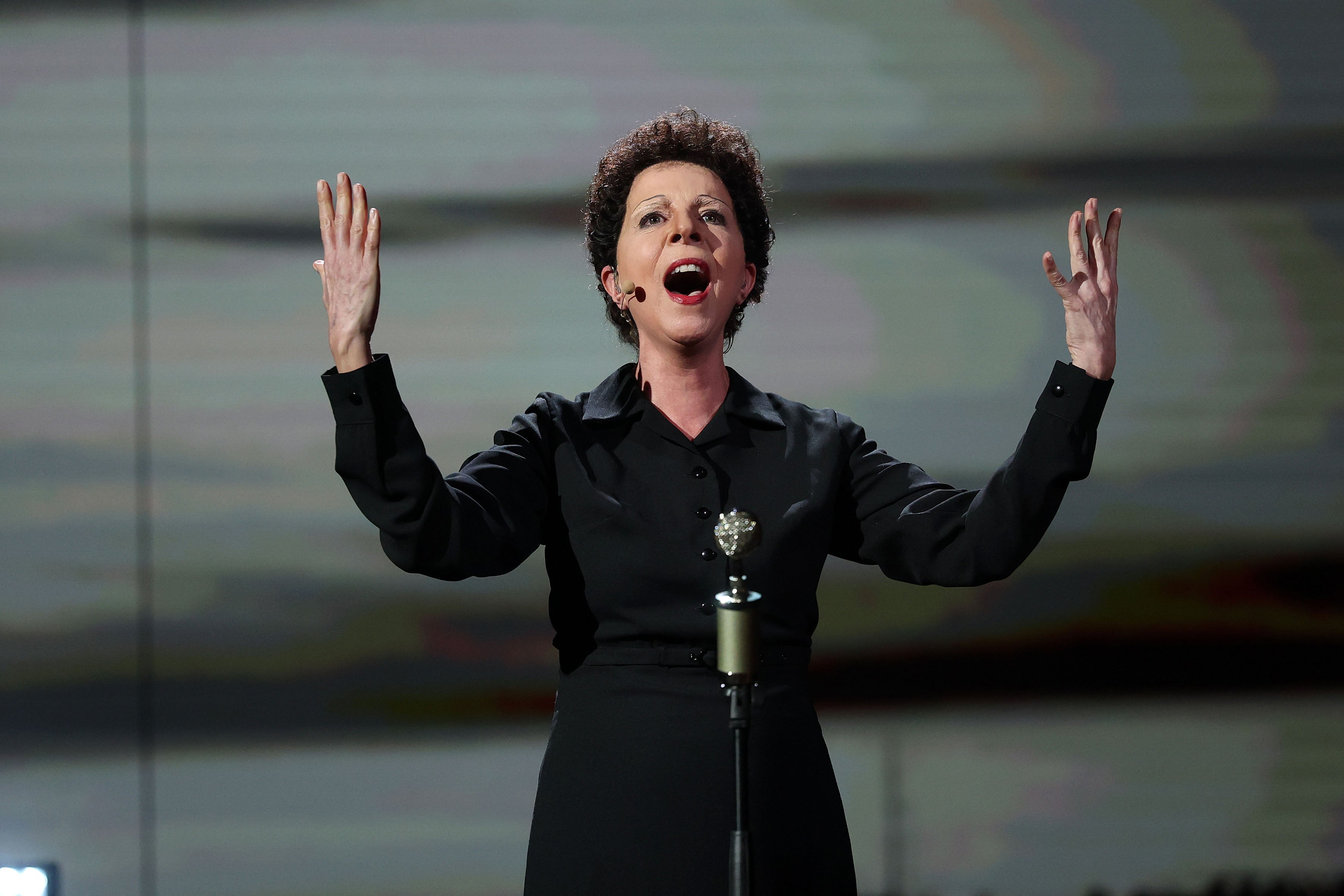 Pura emoción: Sole Giménez conmueve como Édith Piaf con ‘Non, je ne regrette rien’ Pura emoción: Sole Giménez conmueve como Édith Piaf con ‘Non, je ne regrette rien’