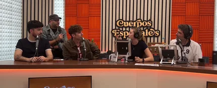 Veintiuno: "Troya es la típica canción tonta y feliz que crees que no le va a gustar a nadie" Veintiuno: "Troya es la típica canción tonta y feliz que crees que no le va a gustar a nadie"