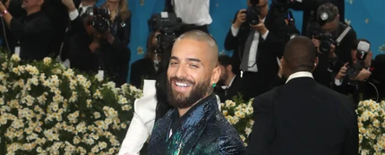 Maluma, vestido del diseñador Willy Echavarría. Maluma, vestido del diseñador Willy Echavarría.