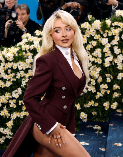 Sabrina Carpenter en la gala MET 2025