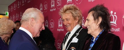 Rod Stewart y Ronnie Wood con el rey Carlos III Rod Stewart y Ronnie Wood con el rey Carlos III