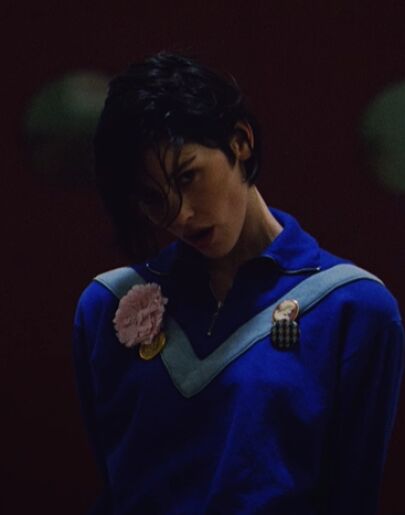 Gracie Abrams en 'Hit the Wall'