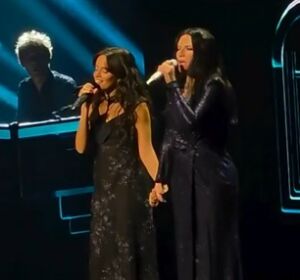 Camila Cabello y Laura Pausini en Miami Camila Cabello y Laura Pausini en Miami