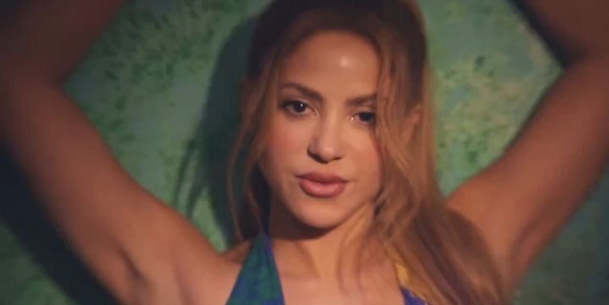 Shakira, en el videoclip de 'Day Day'