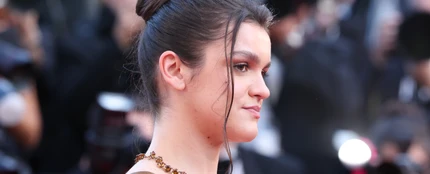 Primer plano de Amaia durante la presentación de 'Amarga Navidad' en Cannes. Primer plano de Amaia durante la presentación de 'Amarga Navidad' en Cannes.