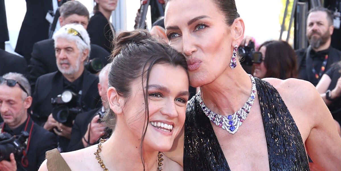 El tierno beso de Nieves &Aacute;lvarez a Amaia en Cannes