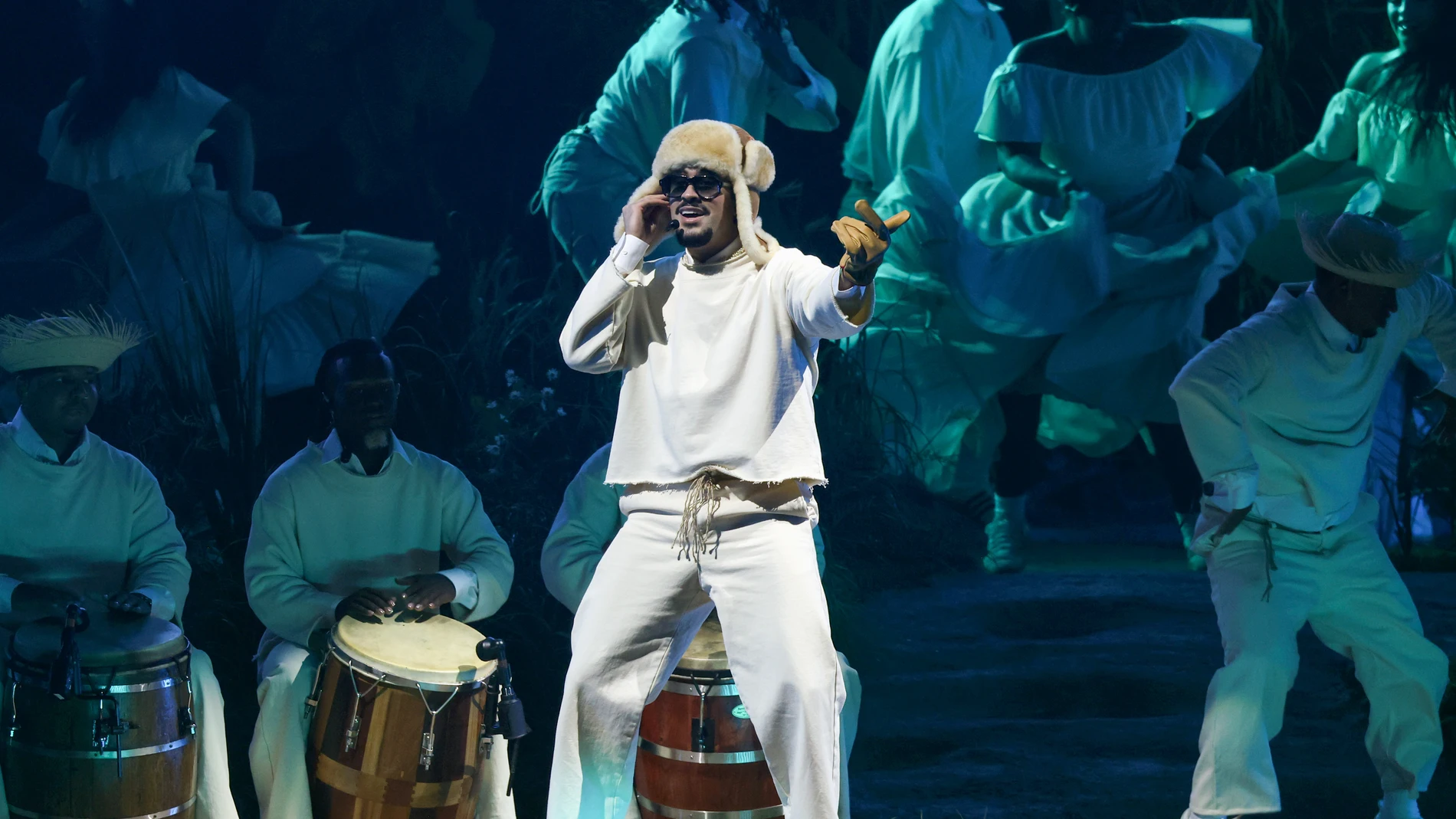 Bad Bunny, en uno de los conciertos de la residencia 'No me quiero ir de aquí' en Puerto Rico. Bad Bunny, en uno de los conciertos de la residencia 'No me quiero ir de aquí' en Puerto Rico.