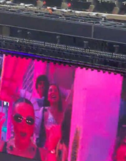 Javier Ambrossi, en el concierto de Bad Bunny en Madrid
