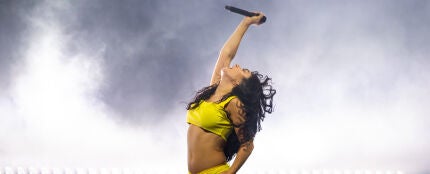 Charli XCX en concierto