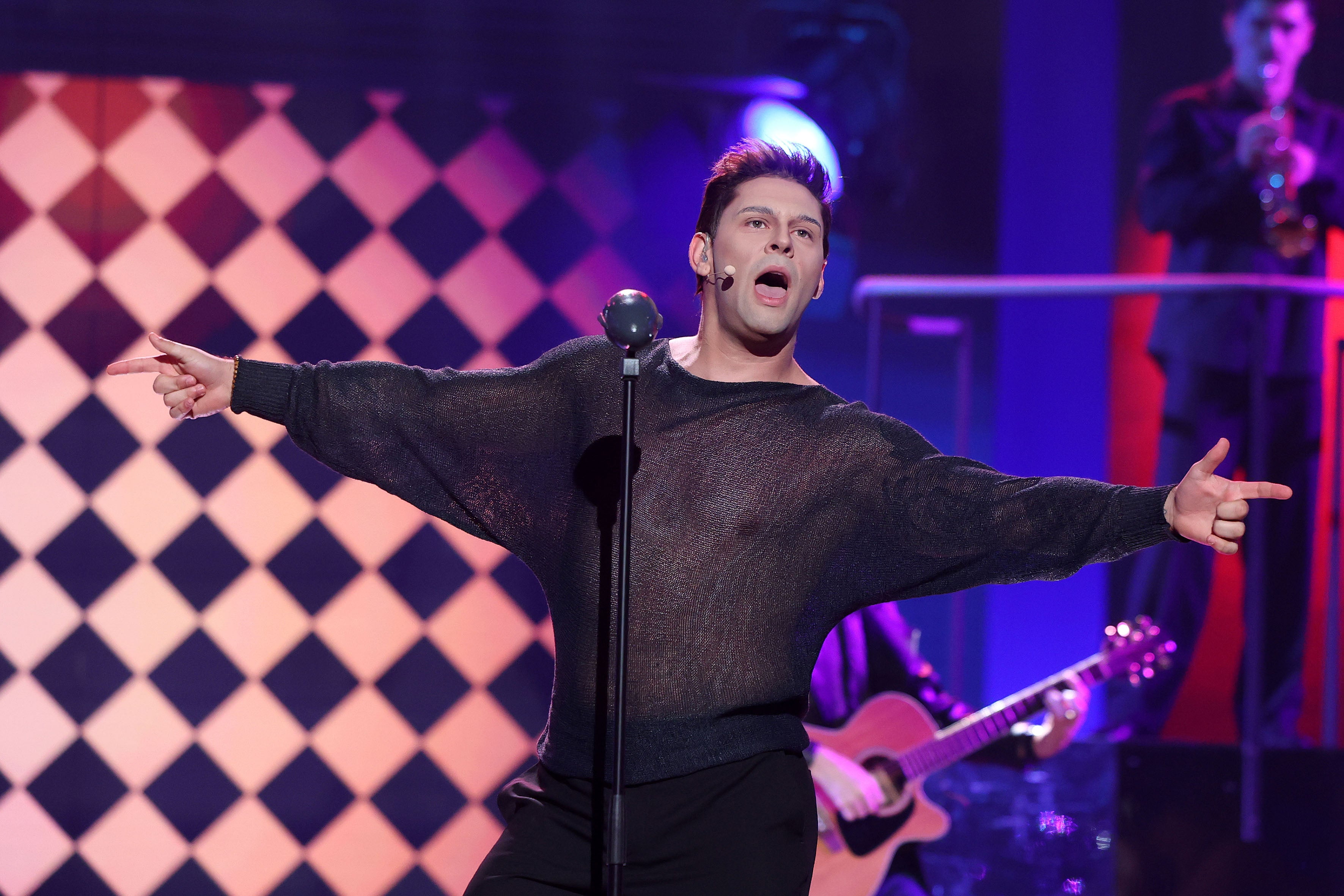 Tu cara me suena, en directo: J Kbello monta la fiesta al ritmo de Ricky Martin Tu cara me suena, en directo: J Kbello monta la fiesta al ritmo de Ricky Martin