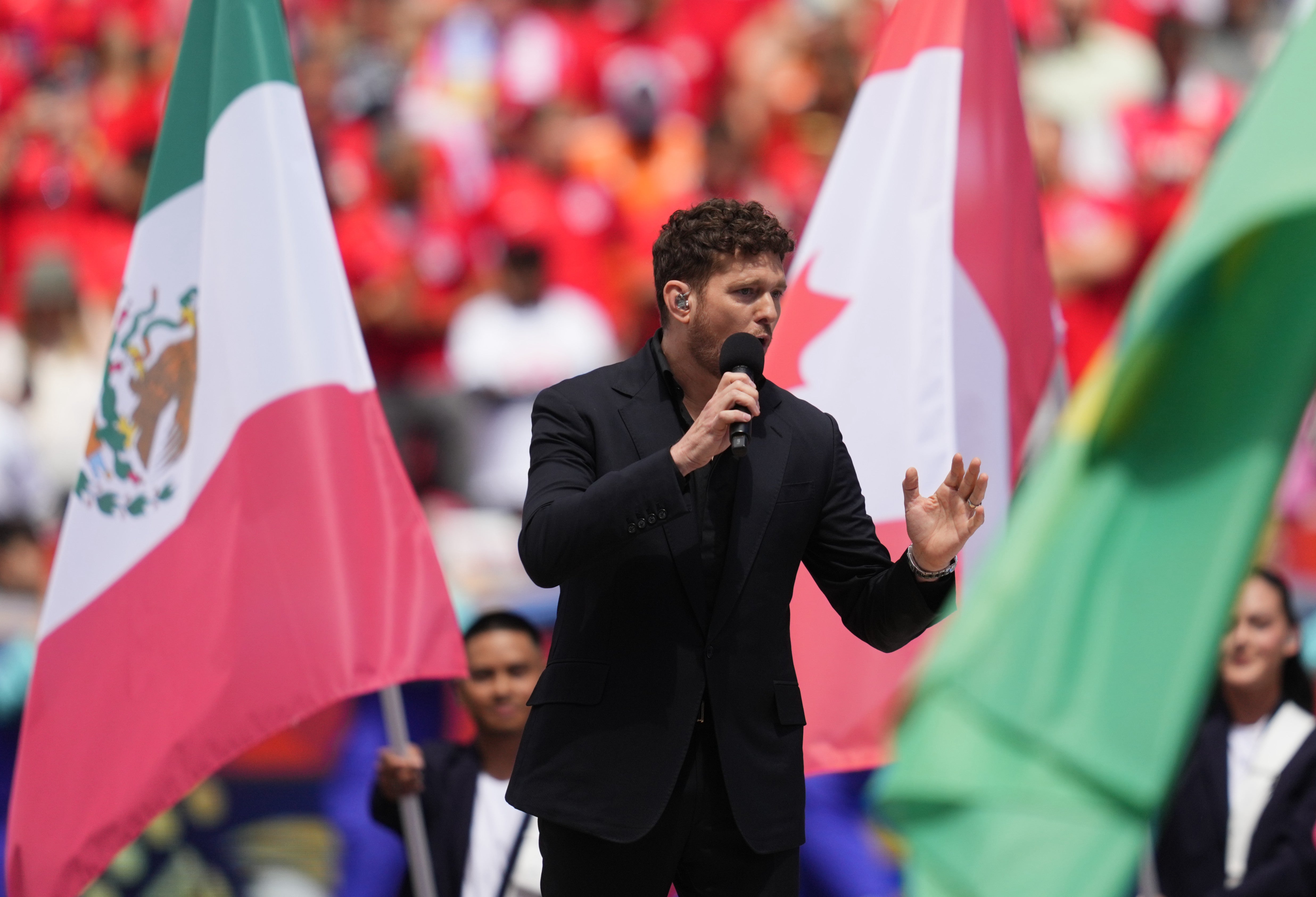 Michael Bublé en la ceremonia de Toronto para inaugurar su primer Mundial Michael Bublé en la ceremonia de Toronto para inaugurar su primer Mundial