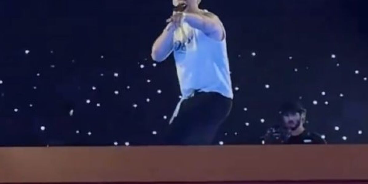 Quevedo, artista invitado en el &uacute;ltimo concierto de Bad Bunny en Madrid