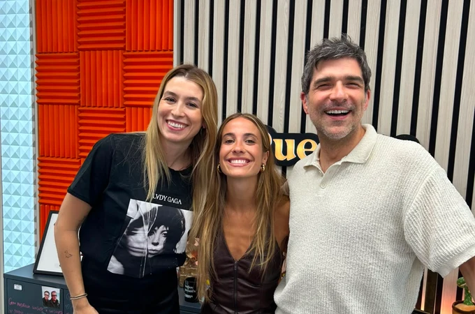 Paula Koops, con Eva Soriano y Nacho García en Cuerpos especiales Paula Koops, con Eva Soriano y Nacho García en Cuerpos especiales