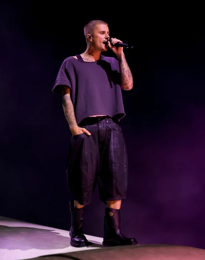 Justin Bieber no hará una gira con su último álbum 'SWAG' Justin Bieber no hará una gira con su último álbum 'SWAG'