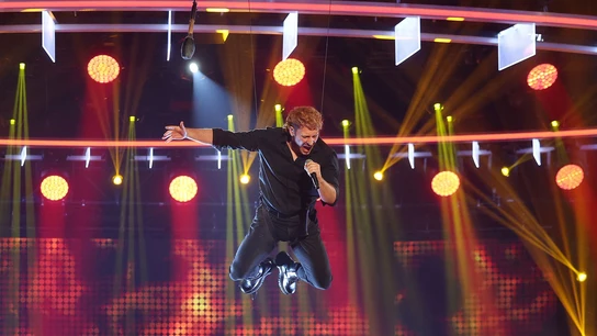 ¡Pelos de punta! J Kbello desafía la gravedad al ritmo de Imagine Dragons ¡Pelos de punta! J Kbello desafía la gravedad al ritmo de Imagine Dragons