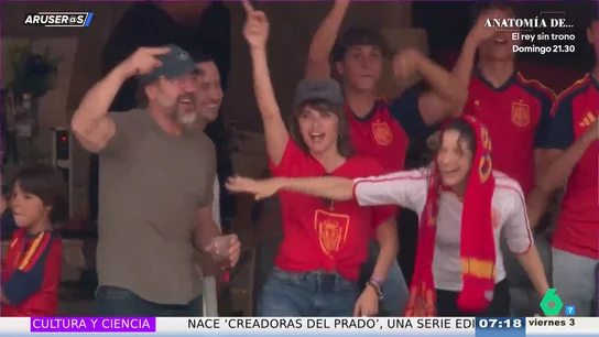 Rosalía, Penélope Cruz y Javier Bardem lo dan todo con la victoria de España contra Austria en el Mundial Rosalía, Penélope Cruz y Javier Bardem lo dan todo con la victoria de España contra Austria en el Mundial