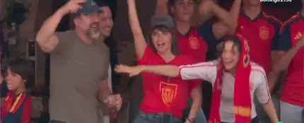 Rosalía, Penélope Cruz y Javier Bardem lo dan todo con la victoria de España contra Austria en el Mundial Rosalía, Penélope Cruz y Javier Bardem lo dan todo con la victoria de España contra Austria en el Mundial