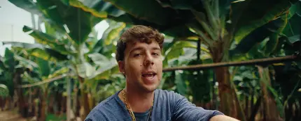 Quevedo, en el videoclip 'GÁLDAR & AL GOLPITO' Quevedo, en el videoclip 'GÁLDAR & AL GOLPITO'