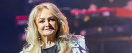 La cantante Bonnie Tyler, en una imagen de mayo de 2025/ Getty/ Jakubaszek/Redferns