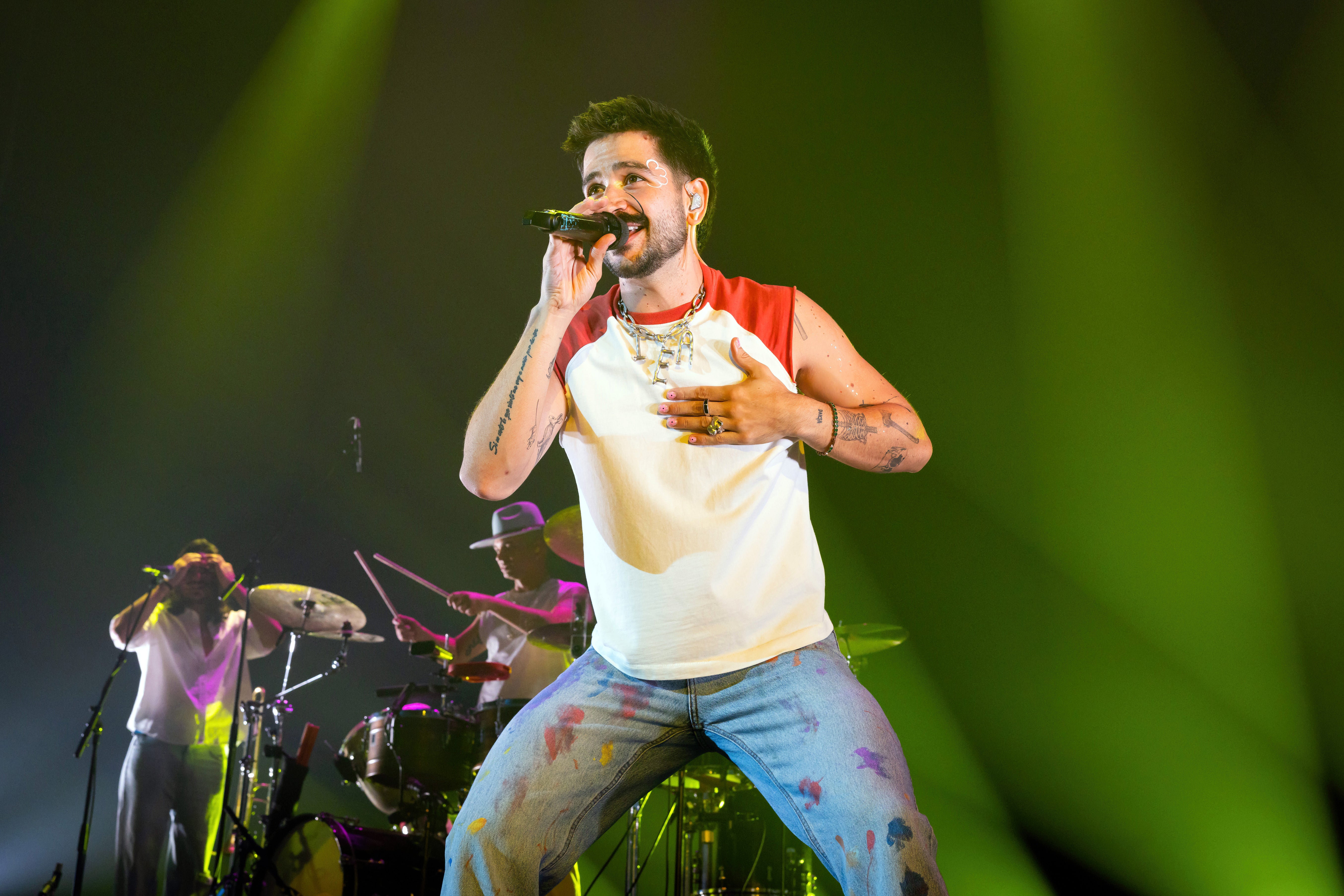 Camilo presenta su nuevo álbum, ‘Para Cuando Sean Mayores’, mirando al futuro Camilo presenta su nuevo álbum, ‘Para Cuando Sean Mayores’, mirando al futuro