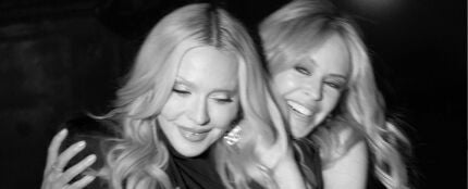 Madonna y Kylie Minogue en la portada de 'Love Sensation'