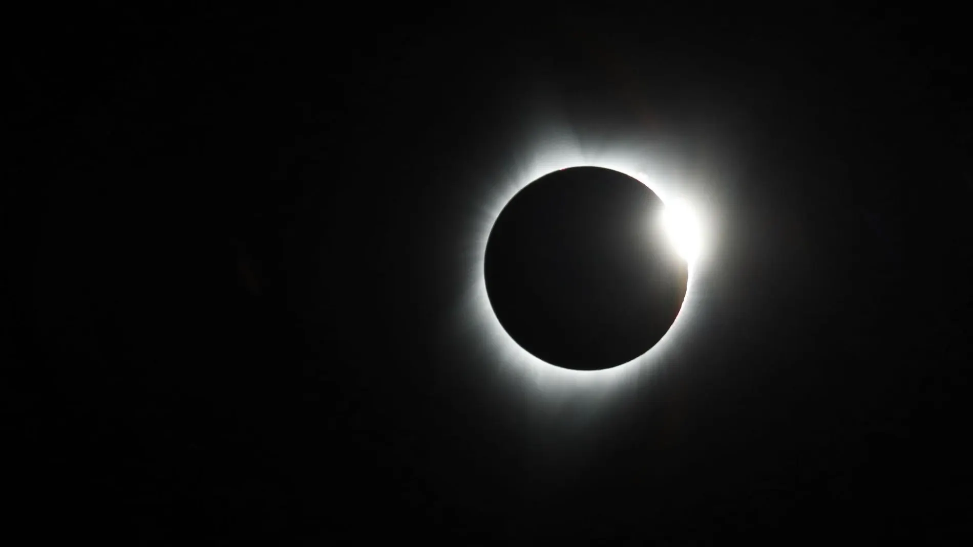 Imagen de un eclipse solar. Imagen de un eclipse solar.