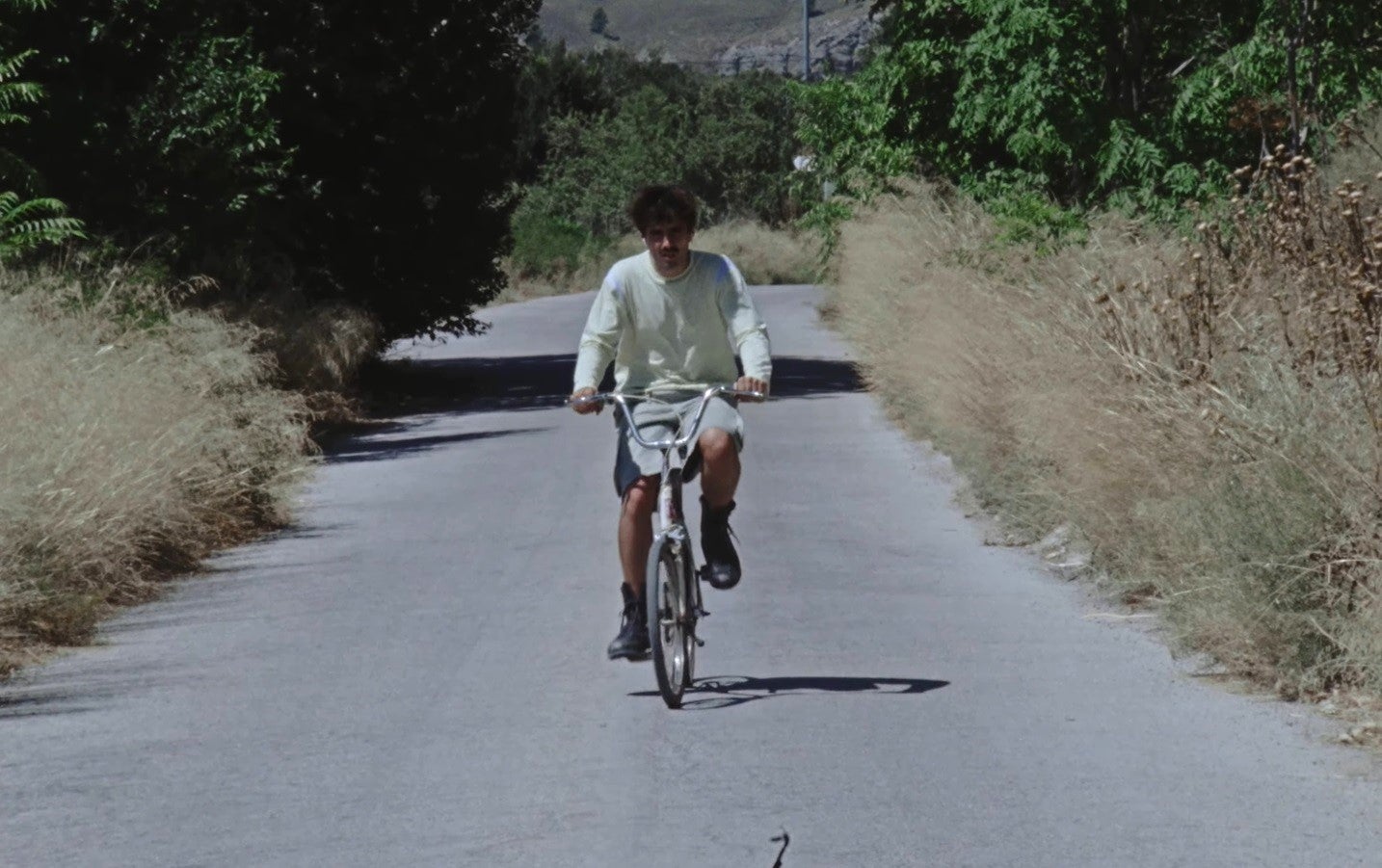 Martin en el videoclip de 'Cuando el sol bese a la luna' Martin en el videoclip de 'Cuando el sol bese a la luna'