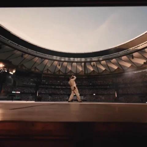 Bad Bunny, en el vídeo previo a los conciertos 'Cerramos en casa' Bad Bunny, en el vídeo previo a los conciertos 'Cerramos en casa'