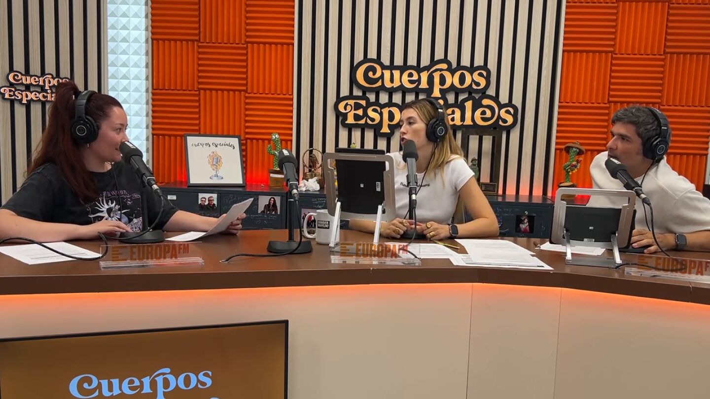 Carmen Romero imagina la reunión en la que se crearon las escuelas