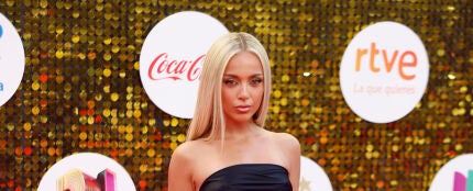 Ana Mena en los Premios Juventud 2026