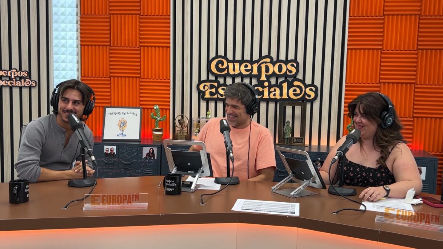 Sienna, Nacho Garc&iacute;a y Lalachus en 'Cuerpos especiales'