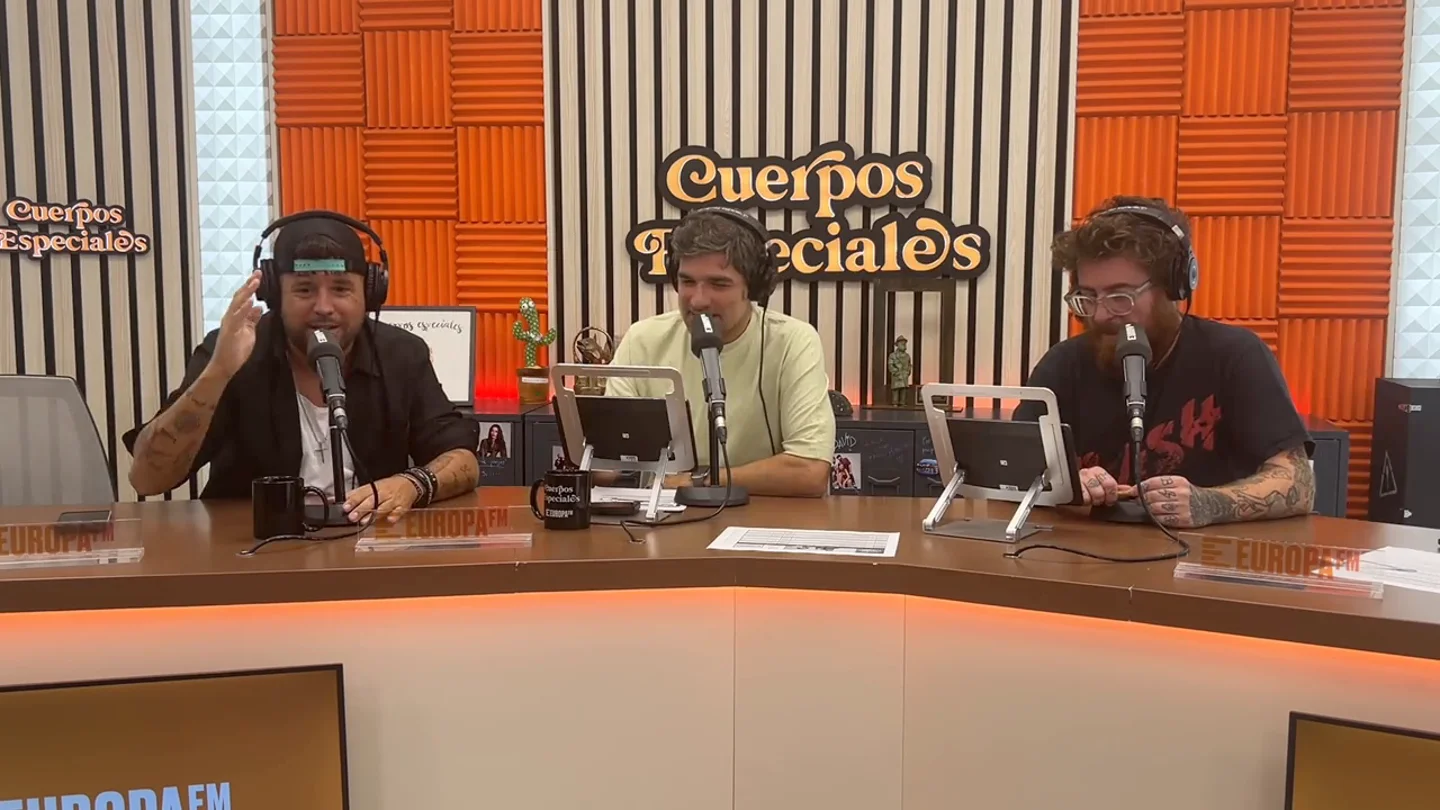 Pablo López: "La gente se va a sorprender mucho al ver a Lola Índigo en este mundo extraño que es el laberinto de mis canciones" Pablo López: "La gente se va a sorprender mucho al ver a Lola Índigo en este mundo extraño que es el laberinto de mis canciones"