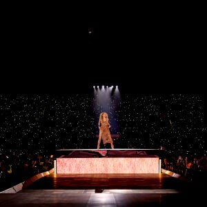Shakira y su música se convierten en el hilo que cose la latinoesfera Shakira y su música se convierten en el hilo que cose la latinoesfera